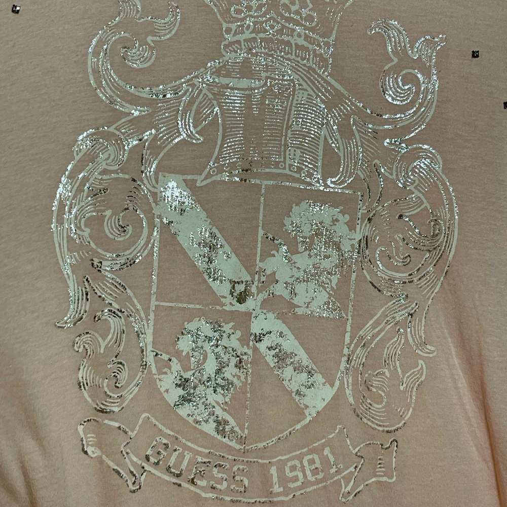 GUESS Muscle Shirt - Picture 4 of 5